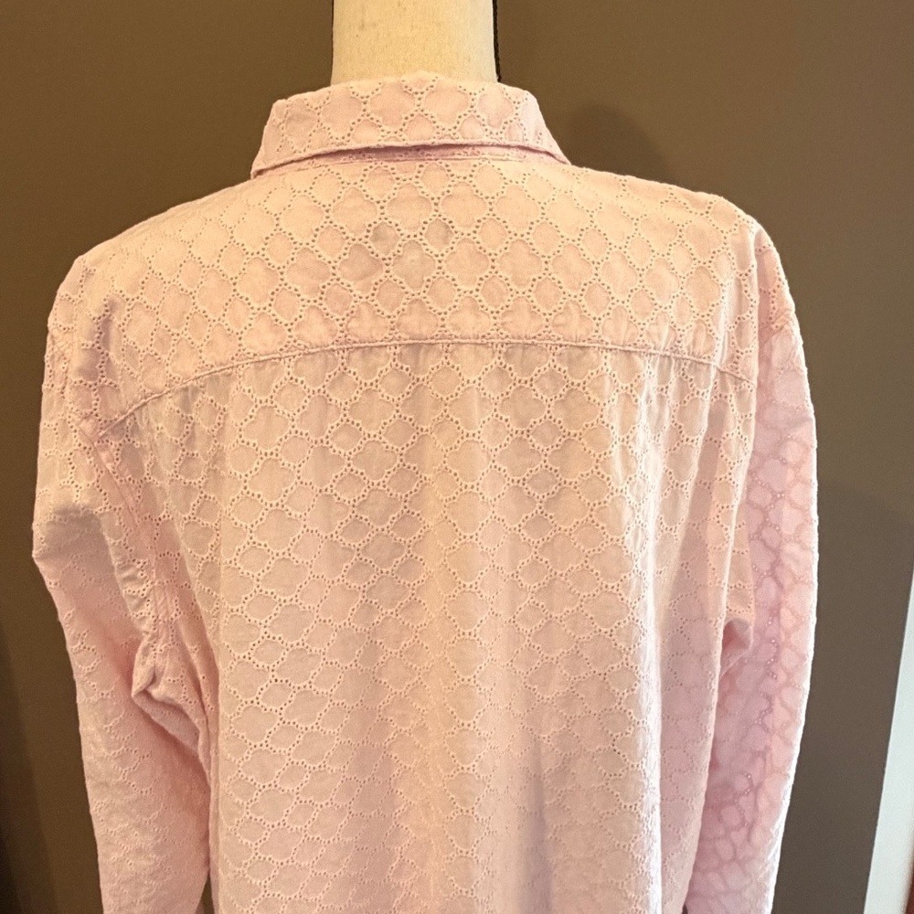 Talbots Women's Light Pink Eyelet design Button Down Blouse, Size 3X - Picture 4 of 15